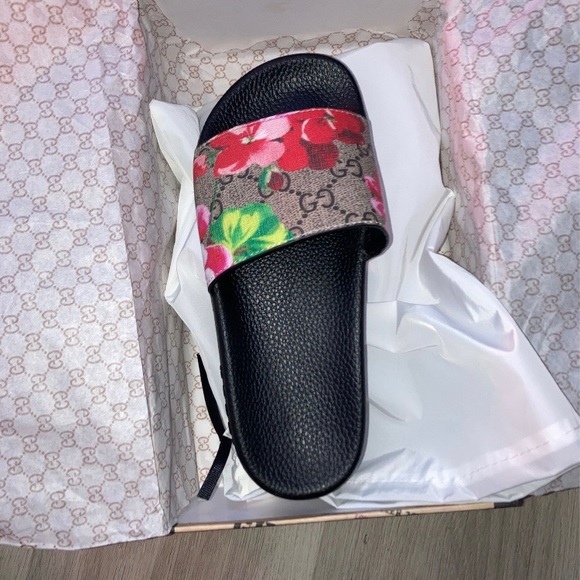 Gucci slippers - Picture 3 of 3
